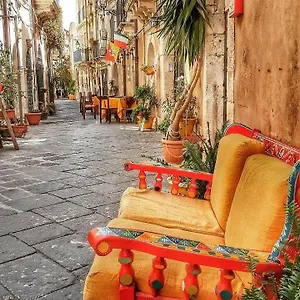 Ermes Siracusa Syracuse
